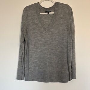 Banana Republic Gray V-Neck Sweater